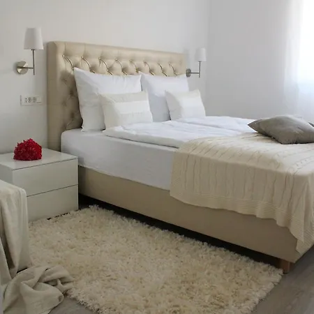 Apartment Mantinela Malinska